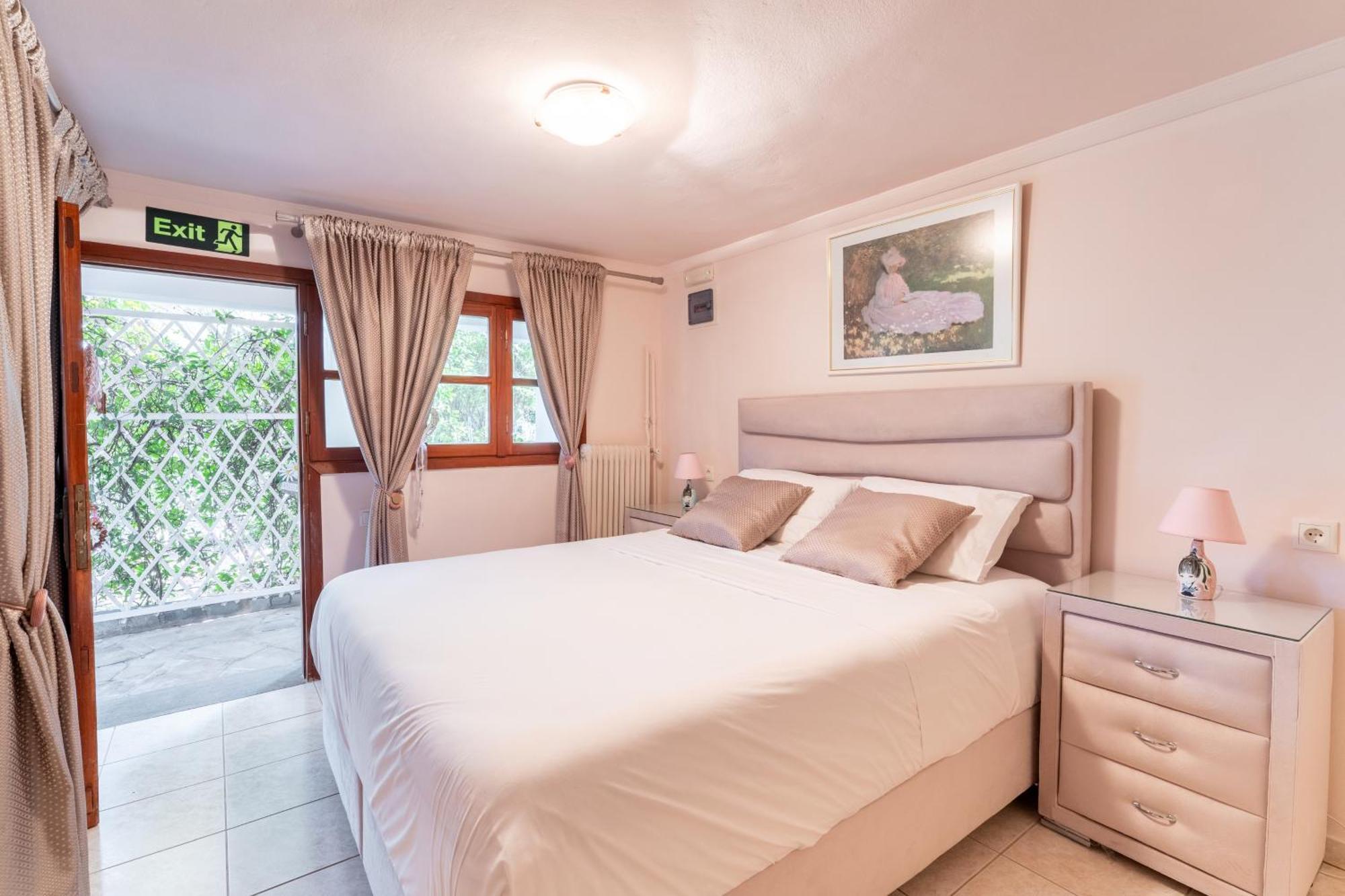 The House Of Gratitude - Poolside Retreat Villa Loutra Oraias Elenis Ngoại thất bức ảnh