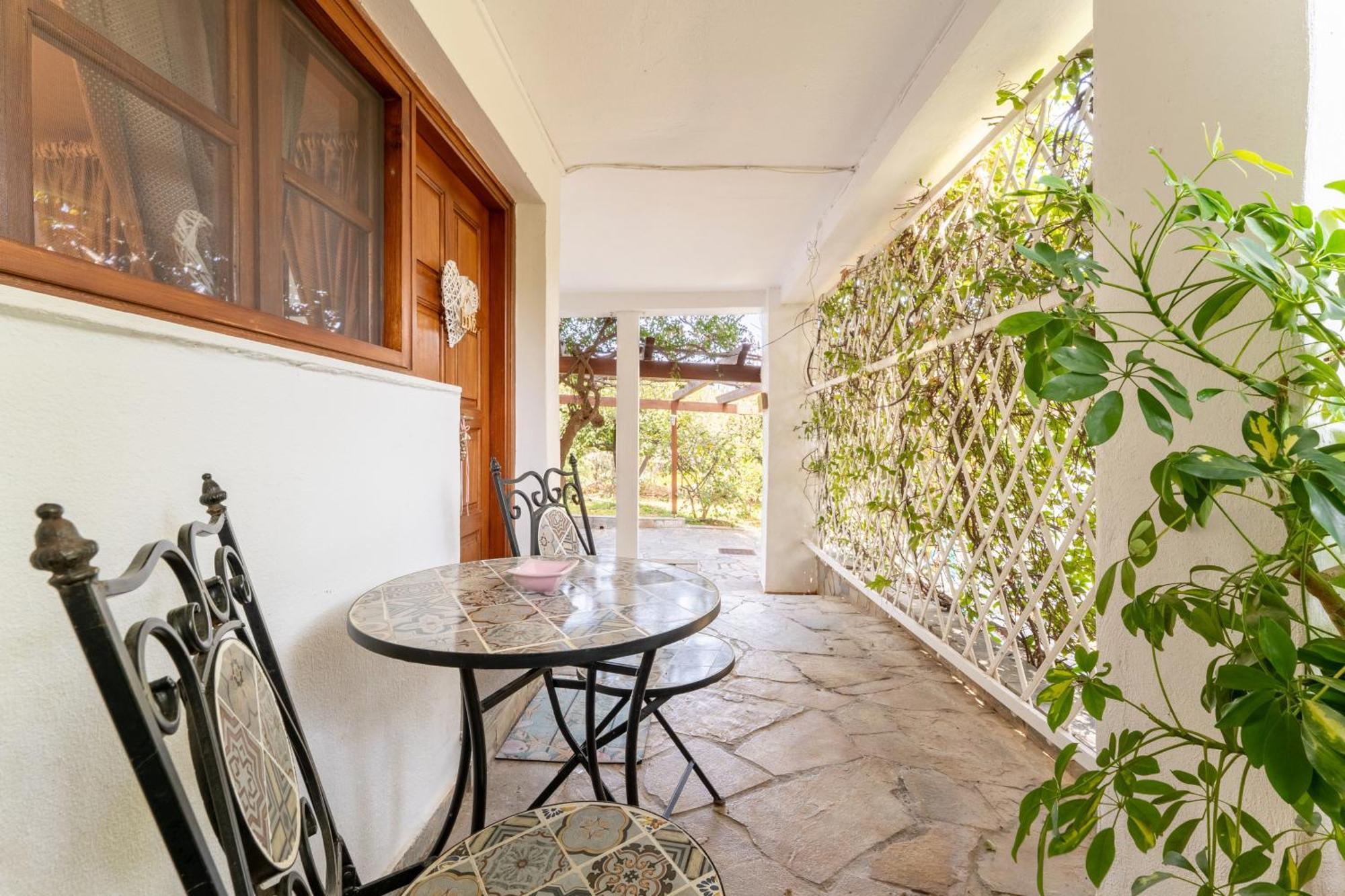 The House Of Gratitude - Poolside Retreat Villa Loutra Oraias Elenis Ngoại thất bức ảnh