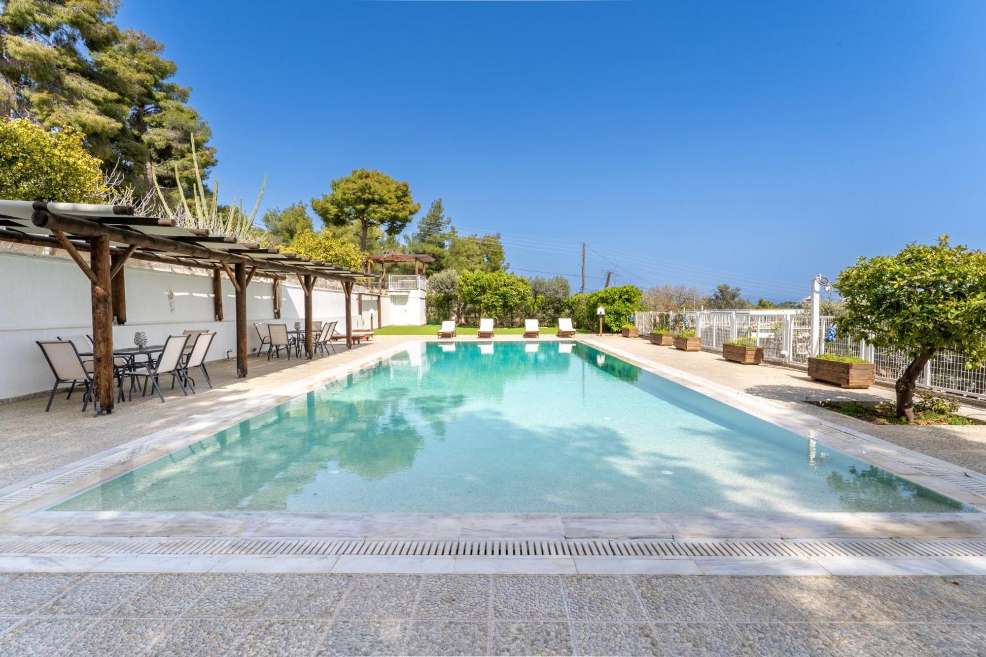 The House Of Gratitude - Poolside Retreat Villa Loutra Oraias Elenis Ngoại thất bức ảnh